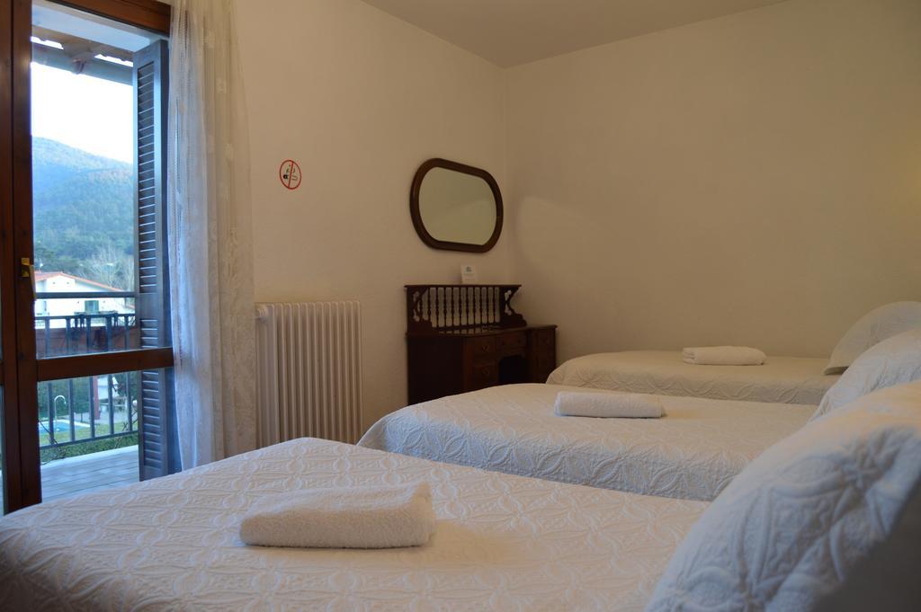 Pension El Peregrino De Larrasoana Екстер'єр фото