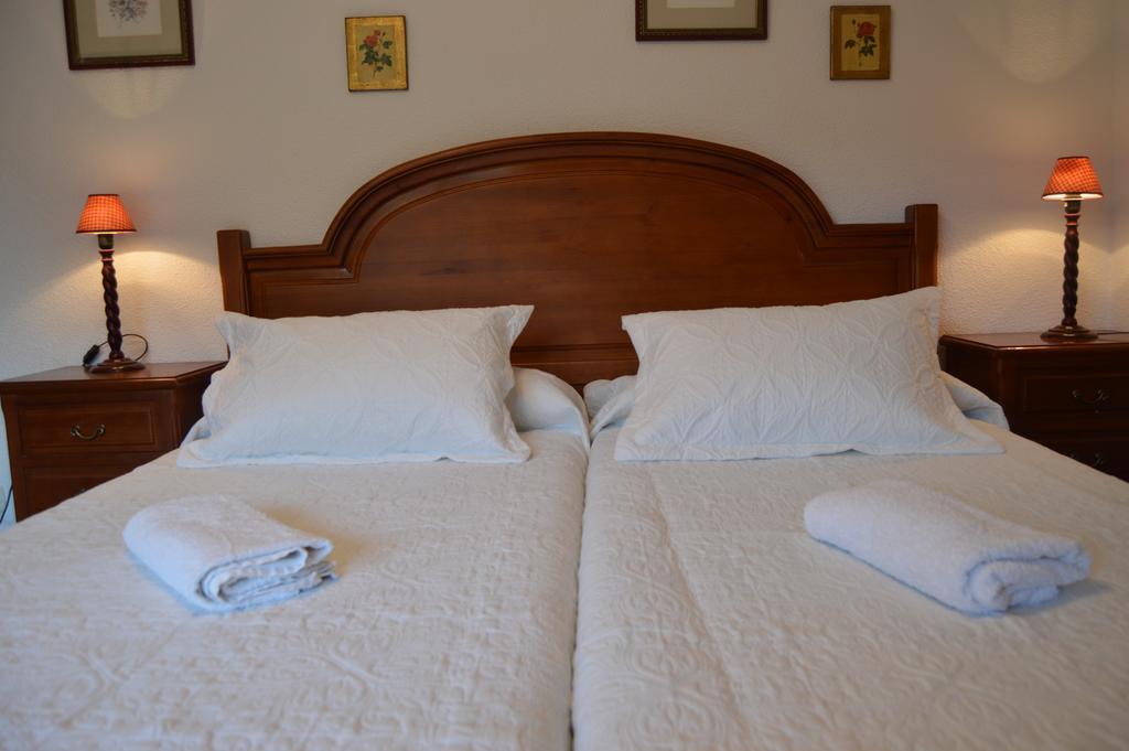 Pension El Peregrino De Larrasoana Екстер'єр фото